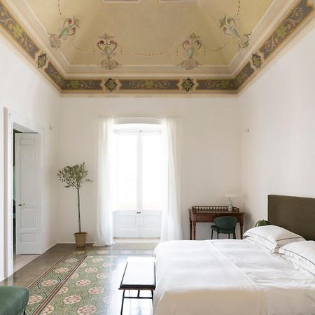 Palazzo Piccinno Parabita Eksteriør bilde