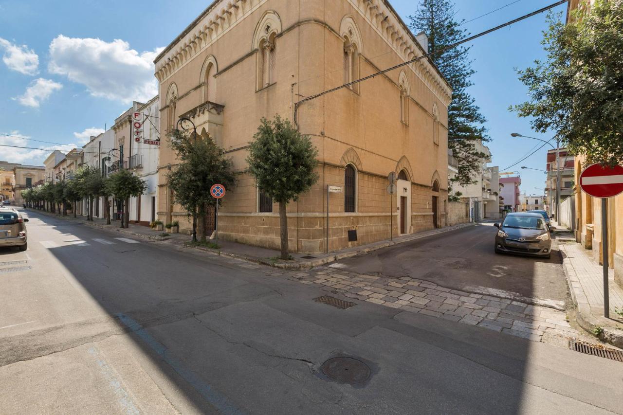 Palazzo Piccinno Parabita Eksteriør bilde
